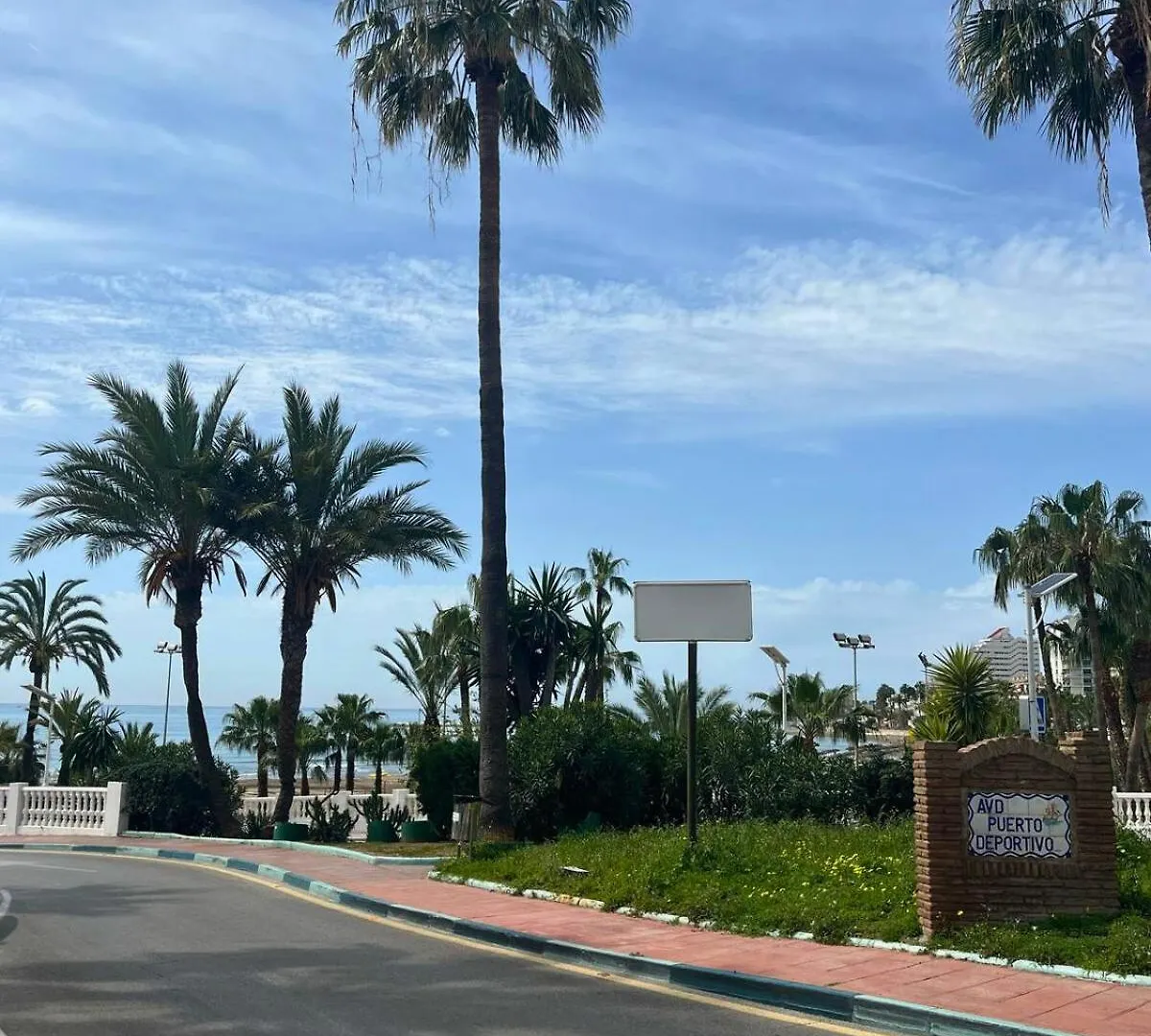 贝纳尔马德纳Espectacular Piso Sobre La Playa公寓 公寓 贝纳尔马德纳
