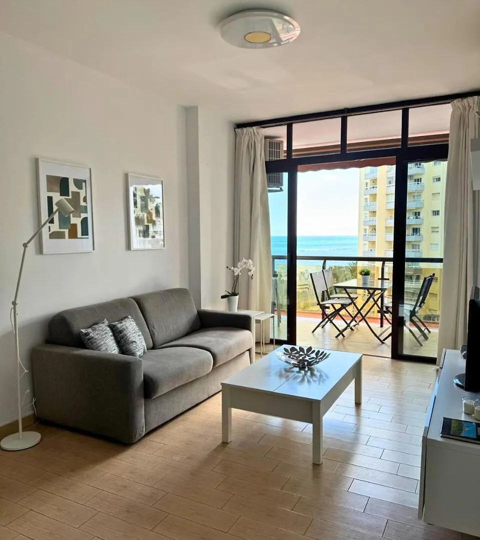 贝纳尔马德纳Espectacular Piso Sobre La Playa公寓 0*, 贝纳尔马德纳 西班牙