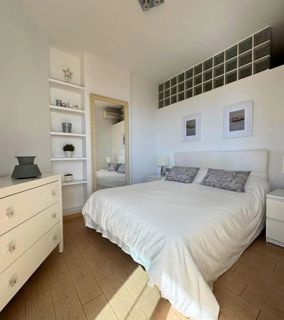 Espectacular Piso Sobre La Playa Apartment Benalmadena Spain